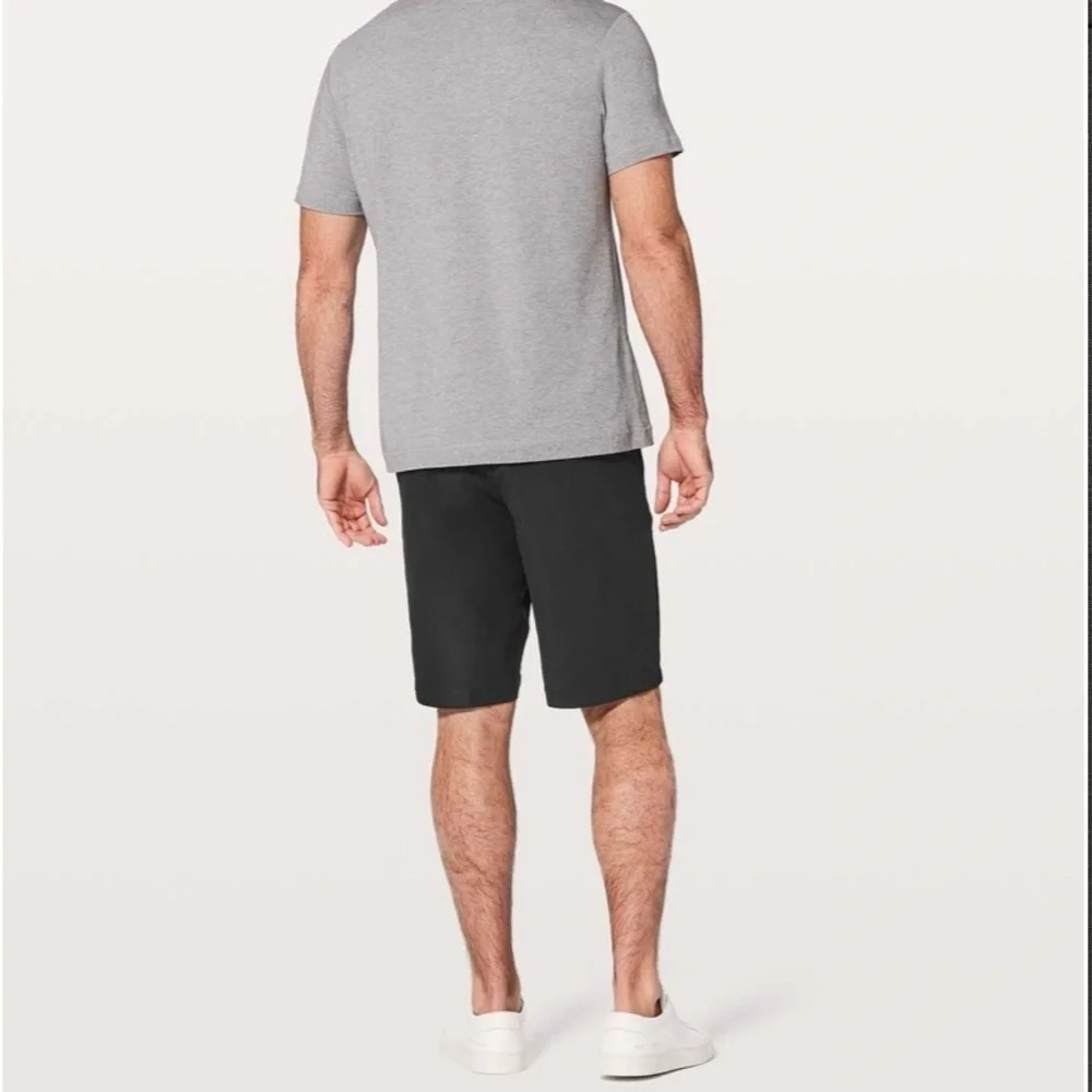 Lululemon Men’s Commission Short Relaxed Warpstreme Fabric 11